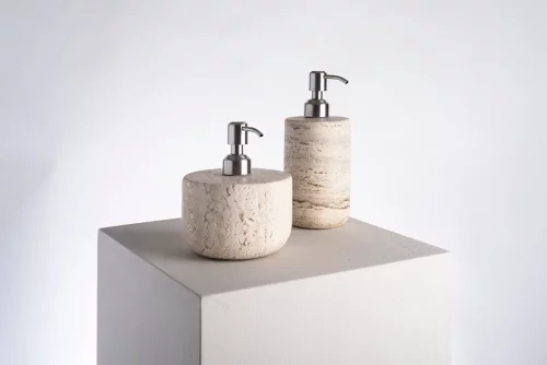 LESS IS MORE CREAM DISPENSER