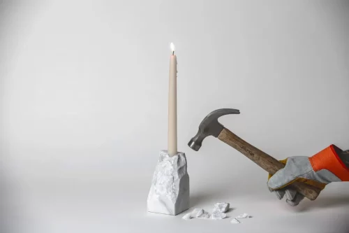 TRIVIAL CANDLE
