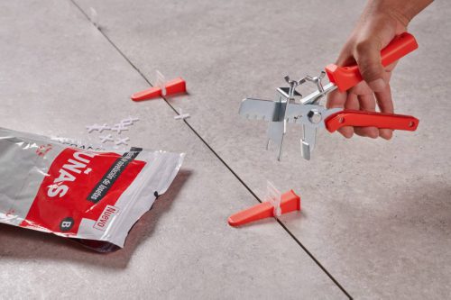 PINZA PARA AUTONIVELADORES