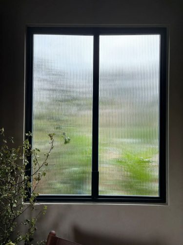 Ventana Abatible modelo Frame 